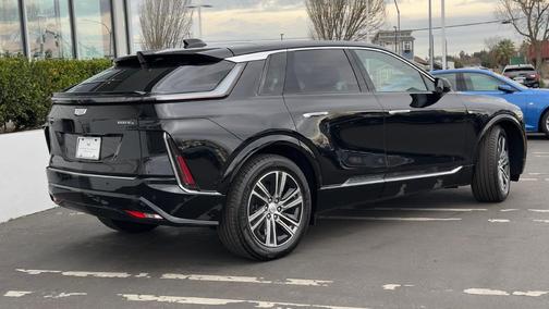 2026 Cadillac LYRIQ Premium Luxury