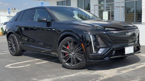2026 Cadillac LYRIQ V Premium