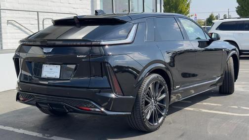 2026 Cadillac LYRIQ V Premium