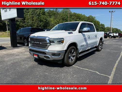 Ivory White Tri-Coat Pearlcoat 2022 RAM 1500 Laramie