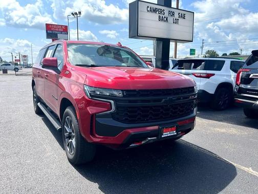 2022 Chevrolet Suburban 4WD Z71
