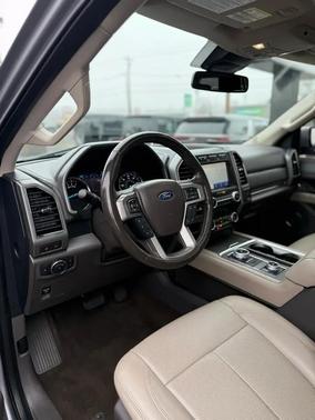 2021 Ford Expedition Max XLT