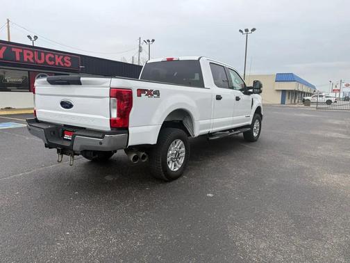 Oxford White 2019 Ford F-250 XL
