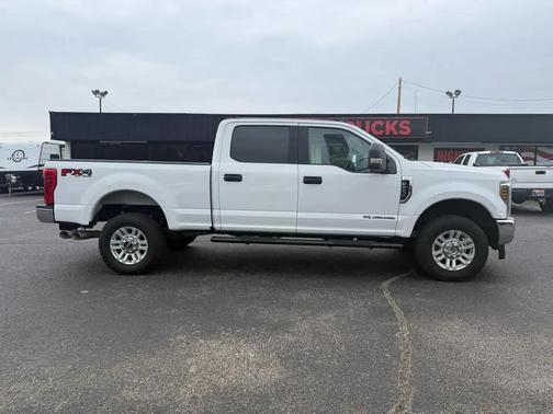 Oxford White 2019 Ford F-250 XL