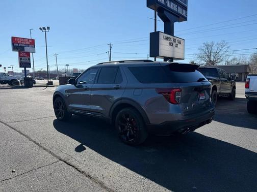 2021 Ford Explorer ST