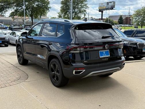 2025 Volkswagen Taos 1.5T SEL