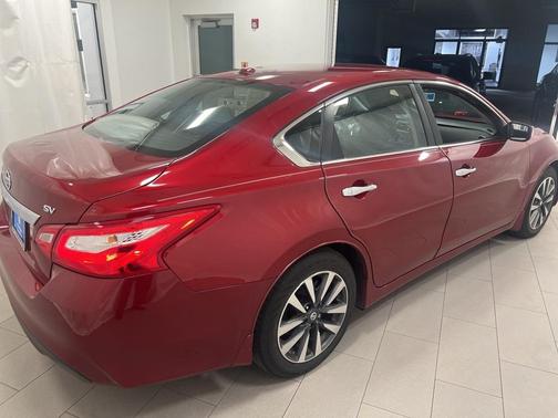 2017 Nissan Altima 2.5 SV