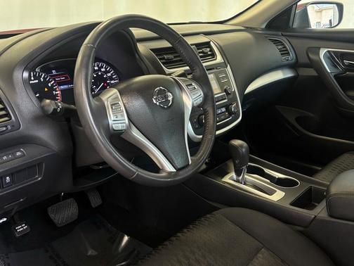 2017 Nissan Altima 2.5 SV