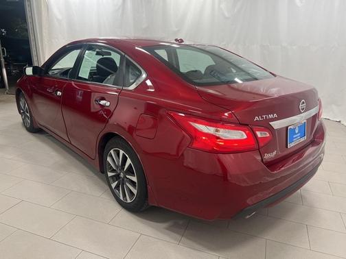 2017 Nissan Altima 2.5 SV