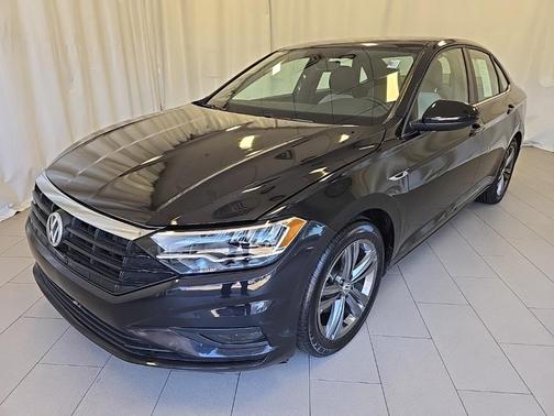 2021 Volkswagen Jetta 1.4T R-Line