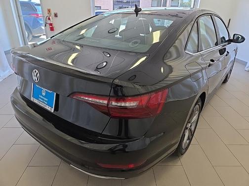 2021 Volkswagen Jetta 1.4T R-Line