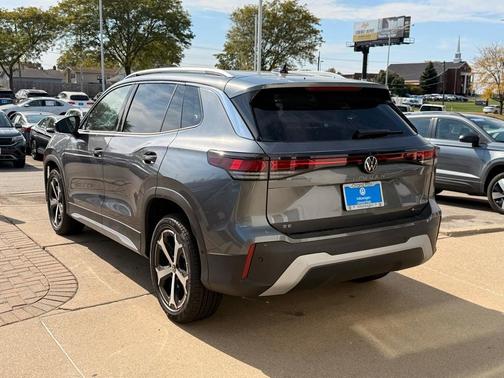 2025 Volkswagen Tiguan 2.0T SE
