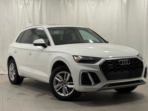2023 Audi Q5 45 S line quattro Premium