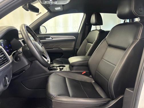 2023 Volkswagen Atlas Cross Sport 2.0T SE