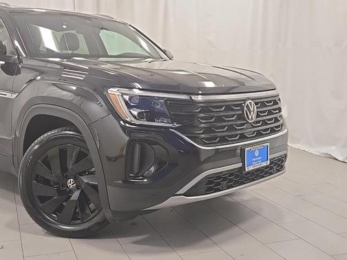 2023 Volkswagen Atlas Cross Sport 2.0T SE