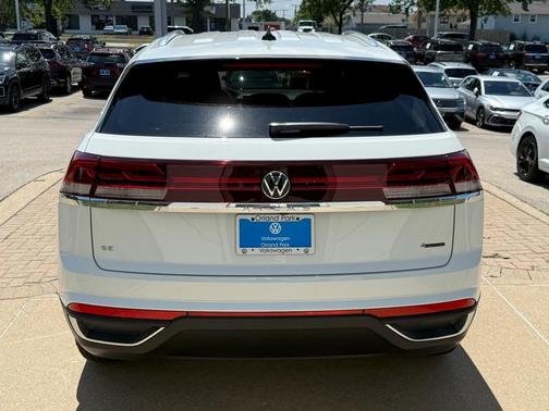 2025 Volkswagen Atlas Cross Sport 2.0T SE