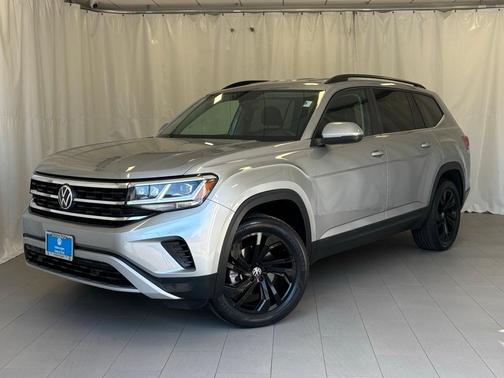 2022 Volkswagen Atlas 3.6L SE w/Technology
