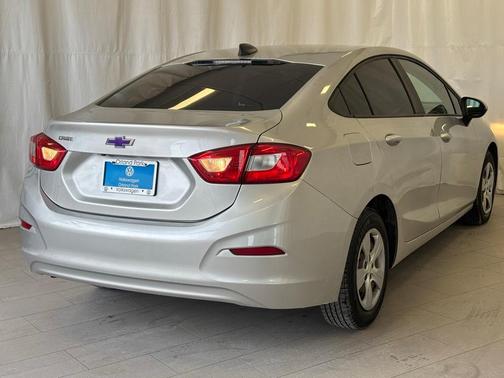 2018 Chevrolet Cruze LS