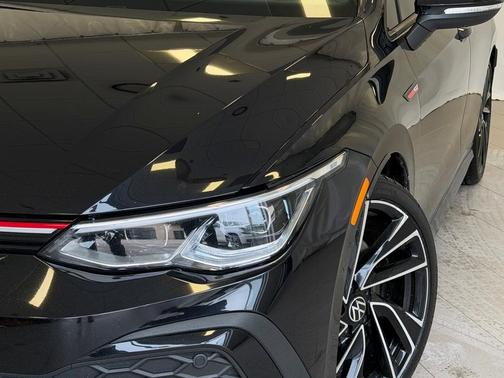2022 Volkswagen Golf GTI 2.0T Autobahn