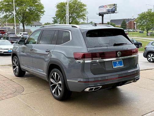 2025 Volkswagen Atlas 2.0T SEL Premium R-Line