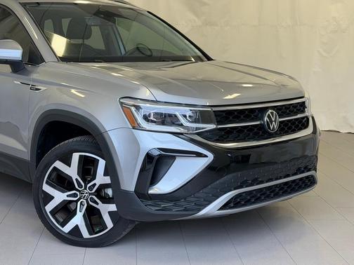 2023 Volkswagen Taos 1.5T SEL
