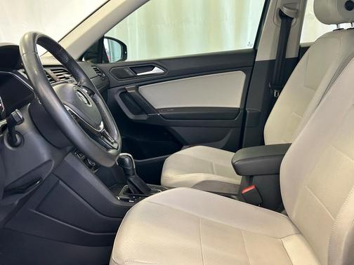 2020 Volkswagen Tiguan 2.0T SEL
