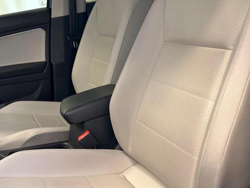 2020 Volkswagen Tiguan 2.0T SEL