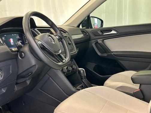 2020 Volkswagen Tiguan 2.0T SEL