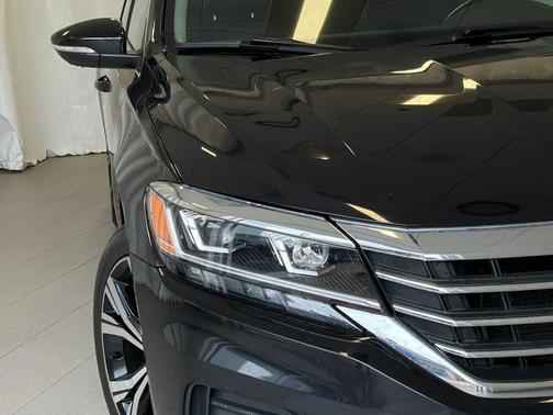 2020 Volkswagen Passat 2.0T SEL