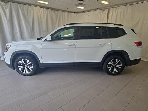 2024 Volkswagen Atlas 2.0T SE