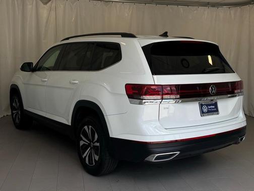 2024 Volkswagen Atlas 2.0T SE