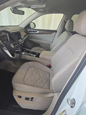 2024 Volkswagen Atlas 2.0T SE