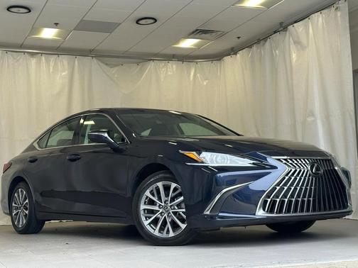 2022 Lexus ES 350 Base