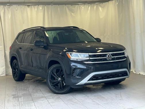 2023 Volkswagen Atlas 3.6L SE w/Technology