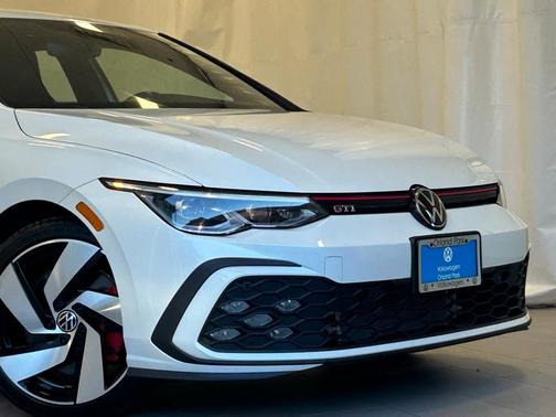 2024 Volkswagen Golf GTI 2.0T S