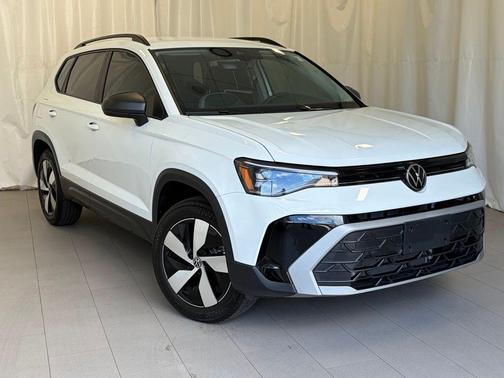 Pure White 2026 Volkswagen Taos 1.5T S