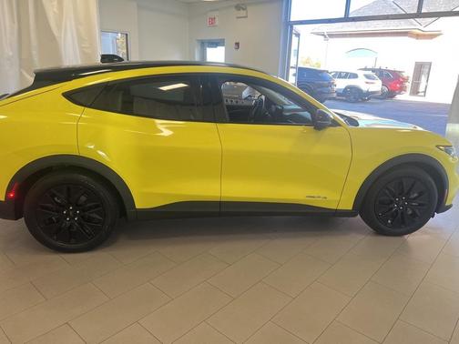 2025 Ford Mustang Mach-E Select