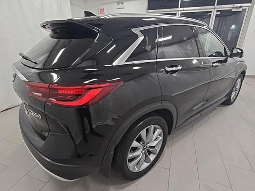 2022 INFINITI QX50 Luxe