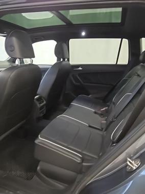 2022 Volkswagen Tiguan 2.0T SEL R-Line