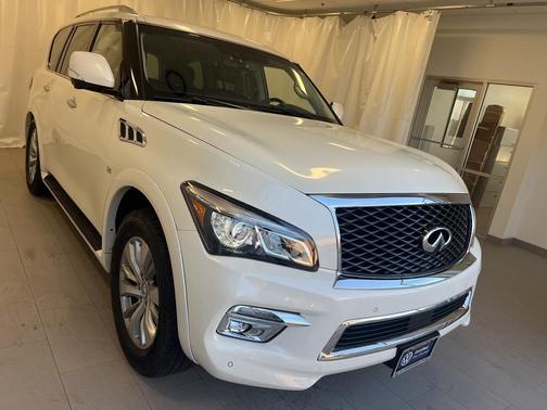 2016 INFINITI QX80 Base