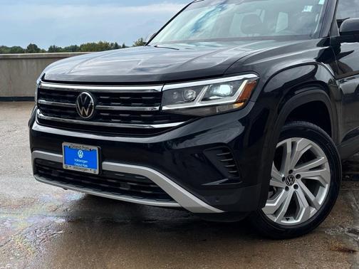 2023 Volkswagen Atlas 3.6L SE w/Technology