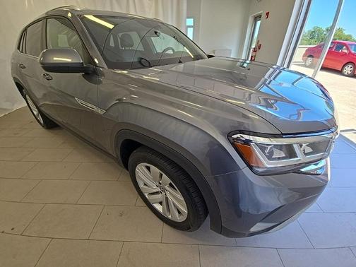 2023 Volkswagen Atlas Cross Sport 2.0T SE w/Technology