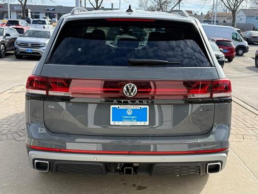 2025 Volkswagen Atlas 2.0T Peak Edition
