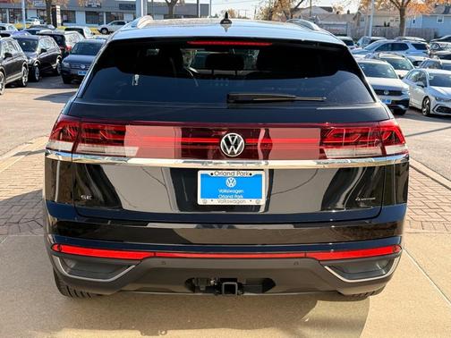 2026 Volkswagen Atlas Cross Sport 2.0T SE