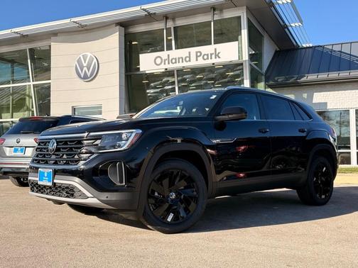 2026 Volkswagen Atlas Cross Sport 2.0T SE
