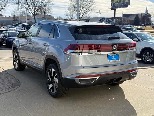 2025 Volkswagen Atlas Cross Sport 2.0T SEL