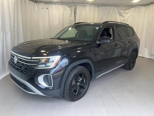 2024 Volkswagen Atlas 2.0T Peak Edition SE w/Technology