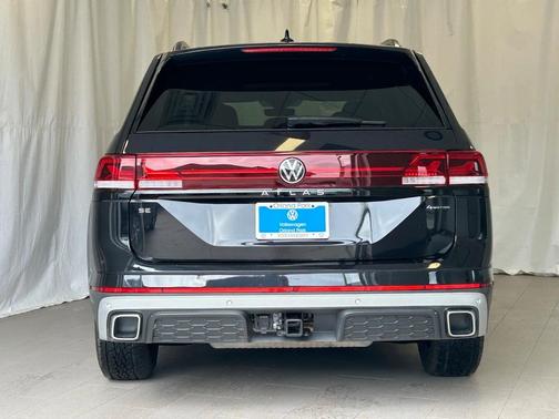 2024 Volkswagen Atlas 2.0T Peak Edition SE w/Technology