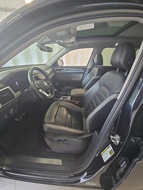 2022 Volkswagen Atlas 3.6L SEL Premium R-Line