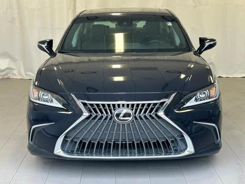 2022 Lexus ES 350 Base